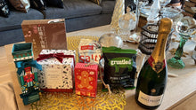 Load image into Gallery viewer, Christmas Hamper #BQQ20221201